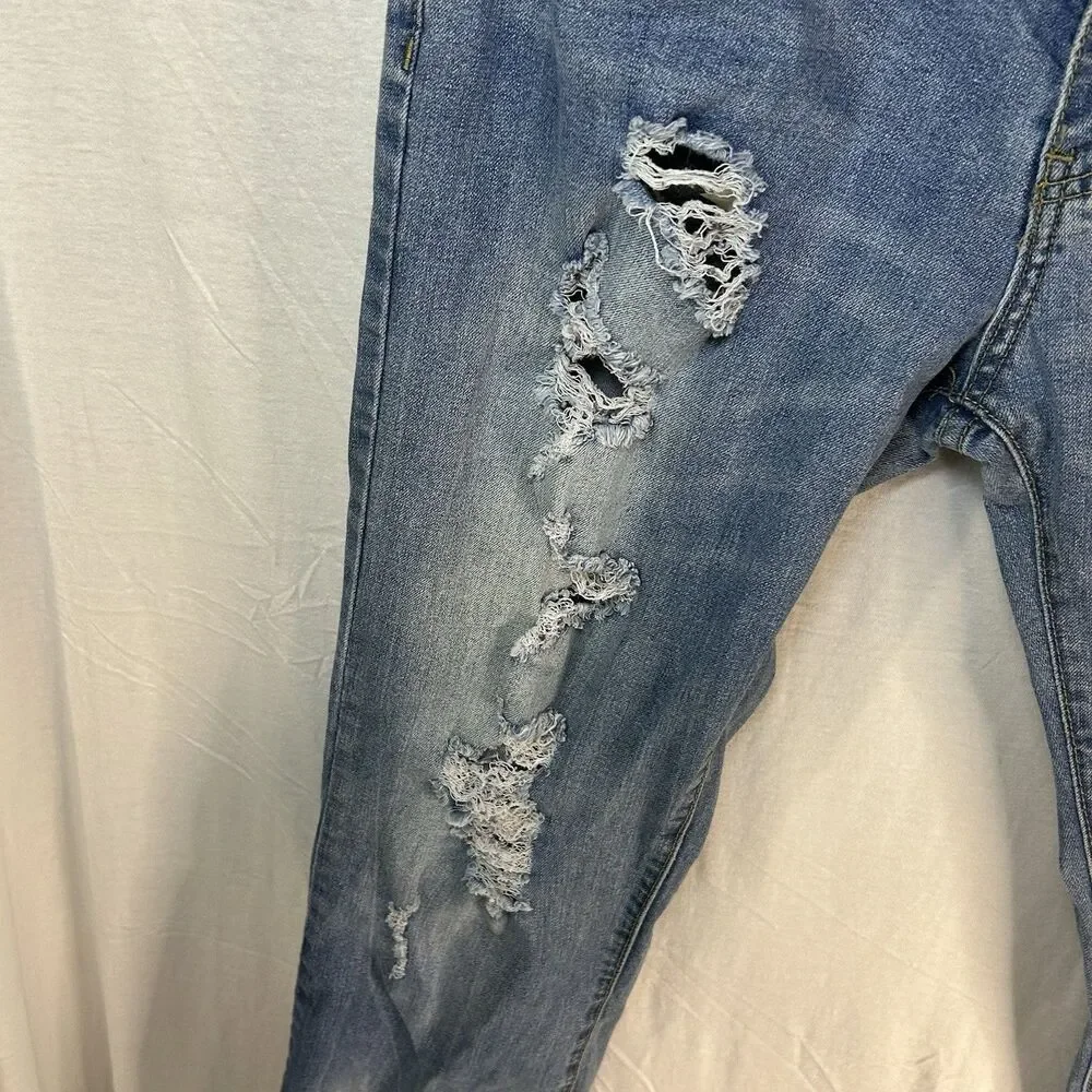 Winchester Jeans Mens Size 36/32 Blue Faded Distressed Destroyed Raw Hem - Picture 6 of 10